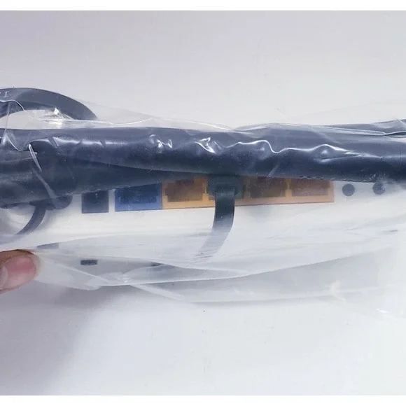 TP-Link TL-WR841N 300Mbps Wireless N Router - Picture 4 of 7